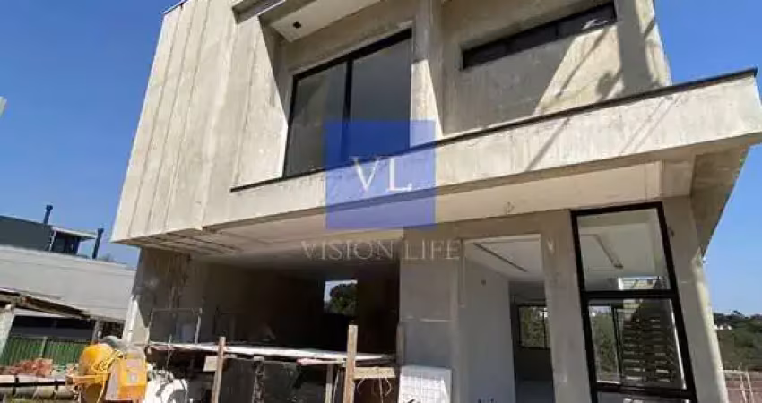 Casa de Alto Padrão em Condomínio Fechado