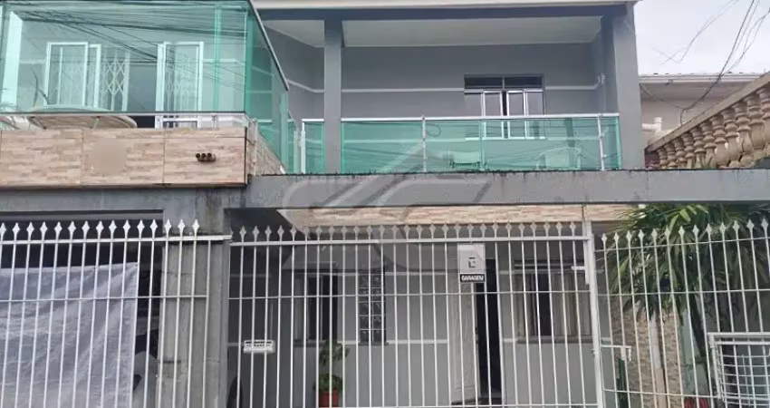 Sobrado com 03 quartos (02 suítes) - alto boqueirão
