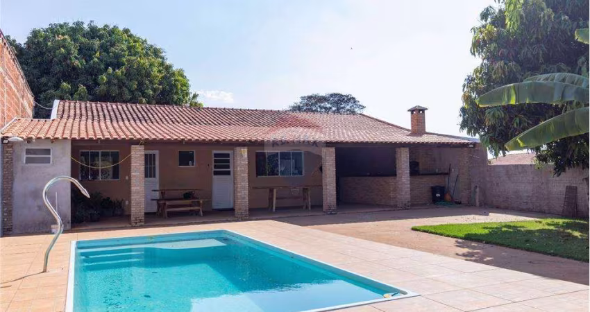 Condomínio Residencial Copacabana Rancho com 2 dormitórios wc piscina varandão com churrasqueira