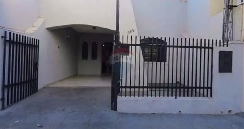 Casa com 3 quartos para alugar no Higienópolis, Araçatuba 