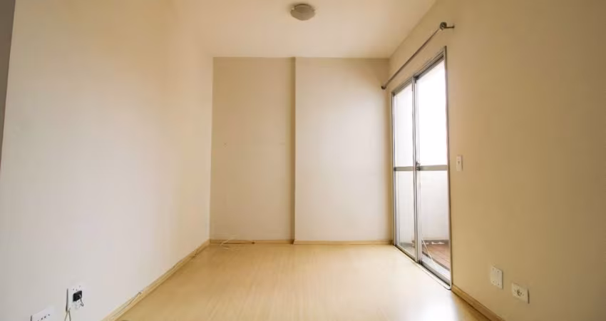 Apartamento 1 dorm Vila Mariana c/ sacada