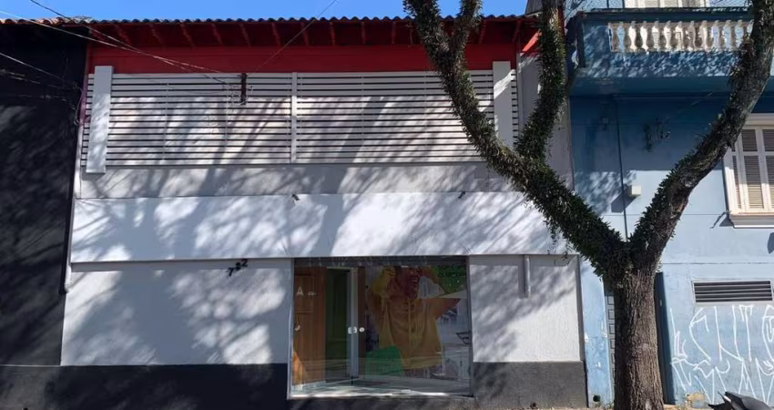Sobrado Comercial na Saúde com 160m²