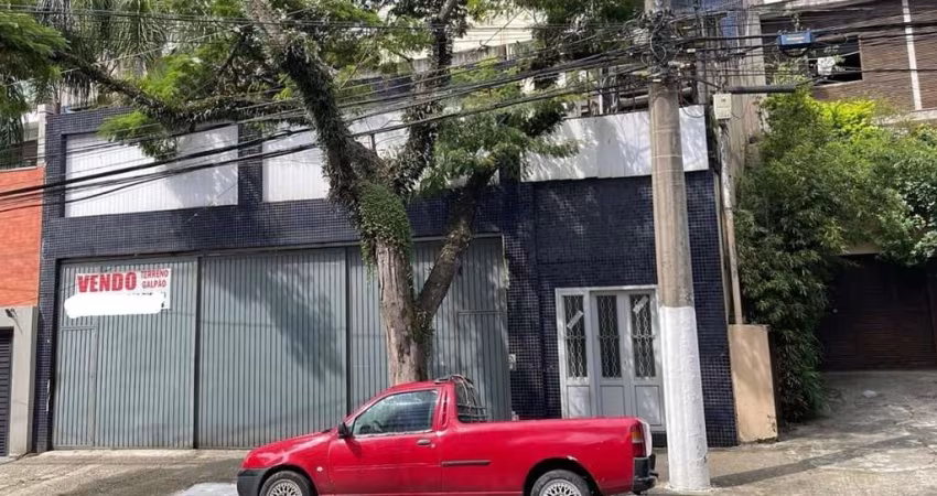 Galpão no Paraíso 350m²