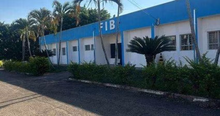 Prédio em Boituva 5400m² área 50000m²