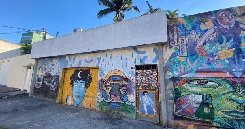 Sobrado no Capão Redondo com 181m² 4 dorm 1 suíte 6 vagas