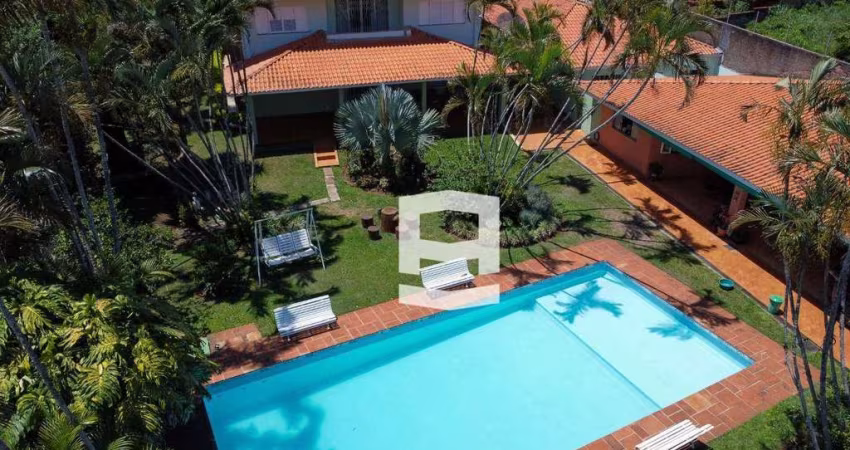 Casa com 5 dormitórios à venda, 780 m² por R$ 3.300.000,00 - Vila Vera Cruz - Apucarana/PR