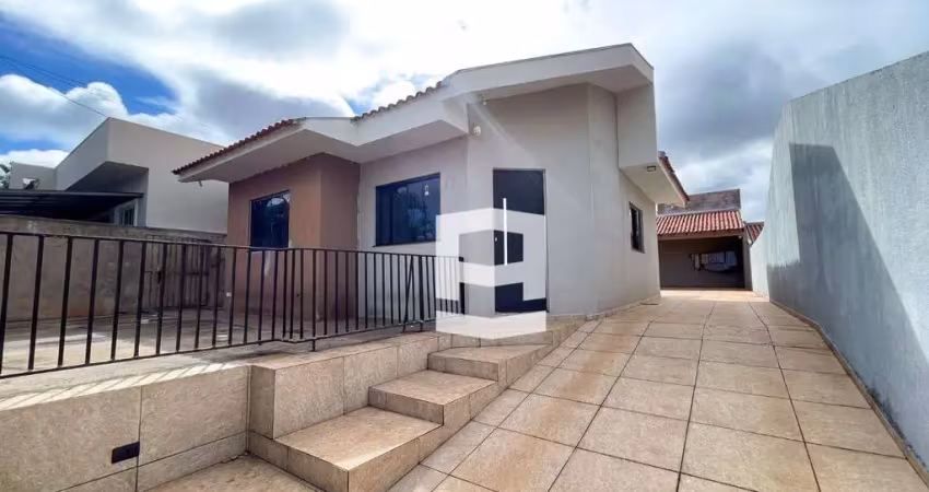 Casa com 2 dormitórios à venda, 127 m² por R$ 350.000,00 - Residencial Interlagos - Apucarana/PR