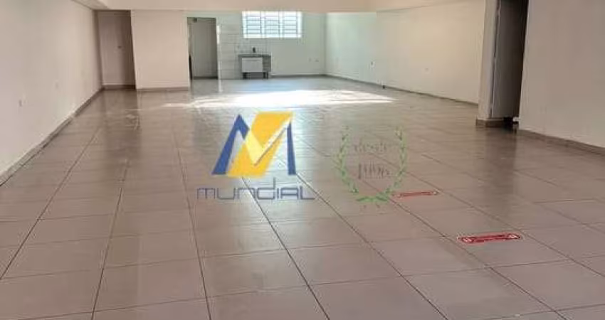 Excelente Salão para locação no Bairro Santa Terezinha em Santo André