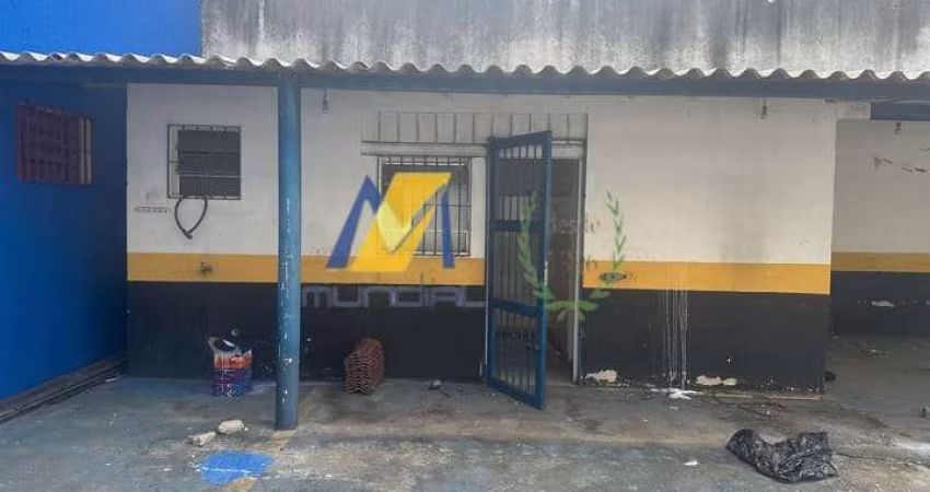Terreno de 300m² localizado em Santo André, SP, ideal para projetos comerciais ou de investimento.