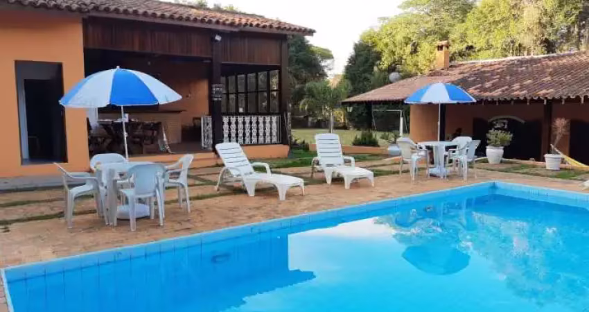 Chácara / sítio com 4 quartos à venda no Jardim Elias, Vargem Grande Paulista 