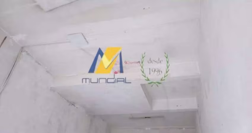 Salão Comercial de 24m² com Banheiro - Aluguel por R$1500 Mensais