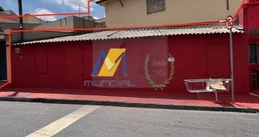 Prédio Comercial com 3 Vagas, 250m² de Área Construída, Piso Superior de 18m² - Ótima Oportunidade!