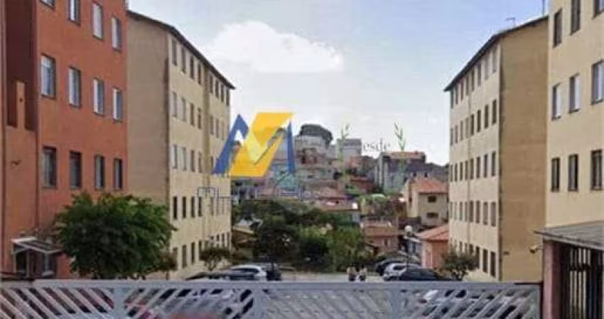 Apartamento á venda de 50m² com 2 dormitórios, 1 banheiro, sala, cozinha, 1 vaga de garagem e salões de festa