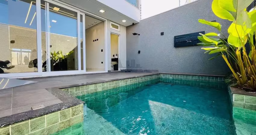 Casa com 3 quartos à venda na Rua Décio Ormerod Nazário, 230, Jardim Paris VI, Maringá
