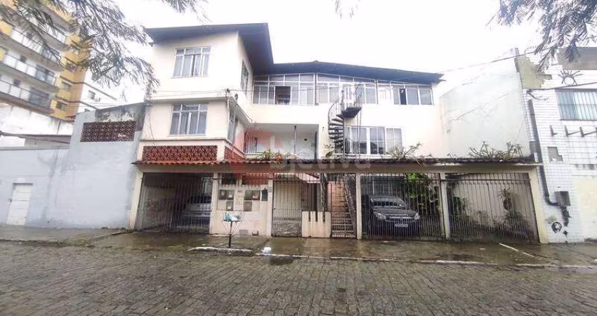 Prédio e loja a venda com 12 quartos na Vila Nova em Cabo Frio