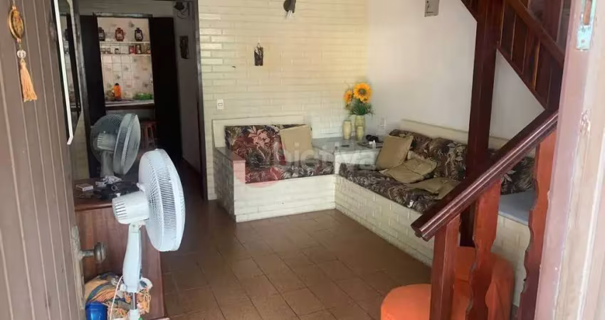 Casa individual a venda, com 4 quartos, Peró - Cabo Frio