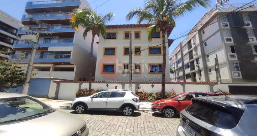 Apartamento de 3 quartos à 300 metros da Praia - Algodoal - Cabo Frio - RJ