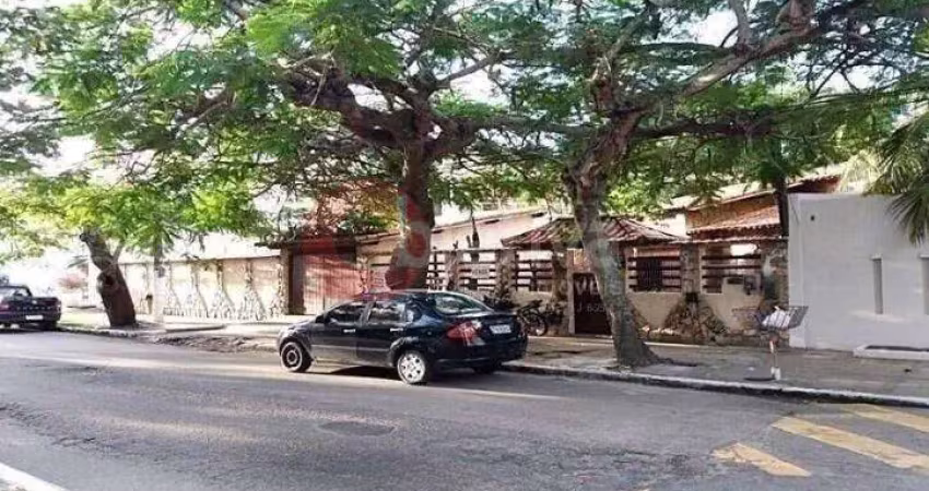 Casa independente com 8 suítes a venda - Passagem - Cabo Frio
