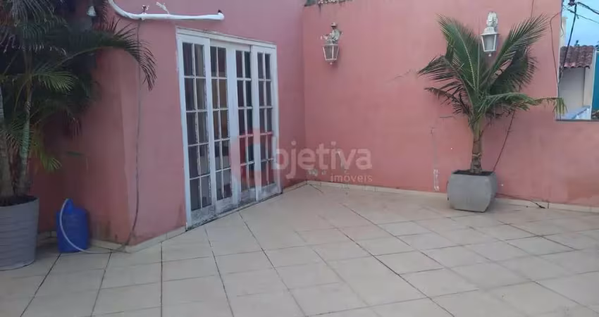 Casa linear independente, 6 quartos, Peró - Cabo Frio