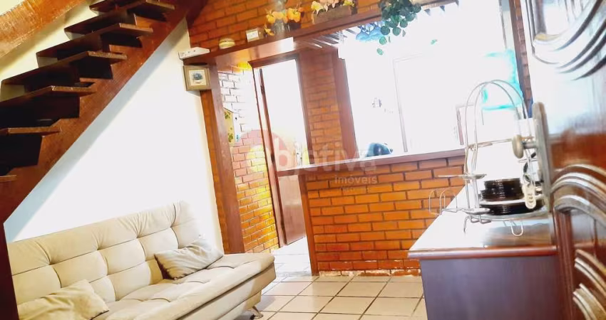 Casa duplex em condomínio a venda, 3 quartos, Peró - Cabo Frio