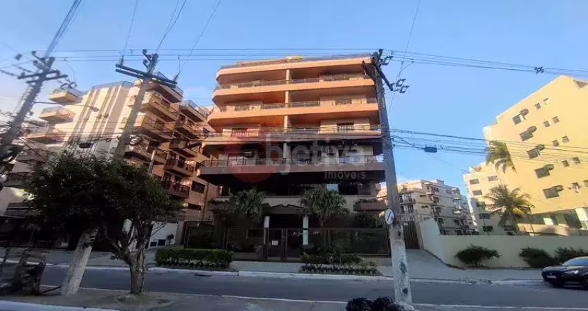 Cobertura a venda com 4 quartos (2 suítes) no bairro Algodoal - Cabo Frio