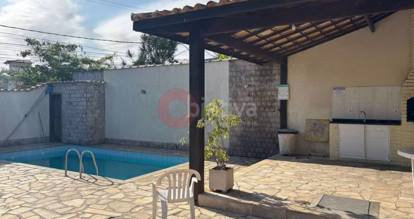 Casa duplex em condomínio, 2 suítes, Ogiva - Cabo Frio