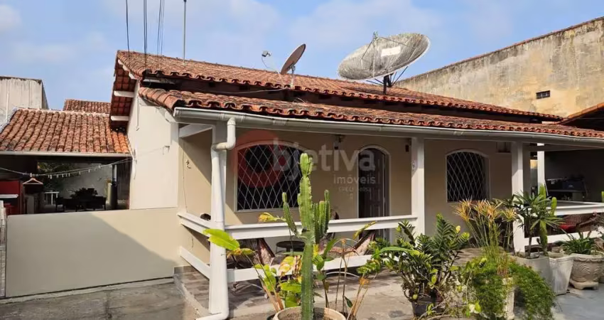 Casa linear independente, 3 quartos, 600m², jardim caiçara - cabo frio