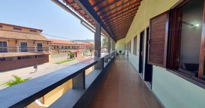 Apartamento, 2 quartos, 78m² , a 300 metros da praia, peró - cabo frio