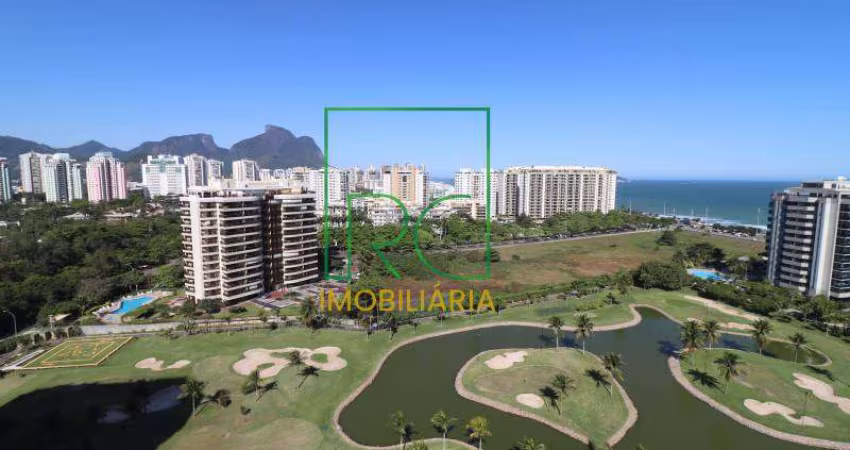 Apartamento de luxo à venda, no Condomínio Golden Green Peregrino Jr,  em Rio de Janeiro, Barra da Tijuca, com 3 quartos, 236m²