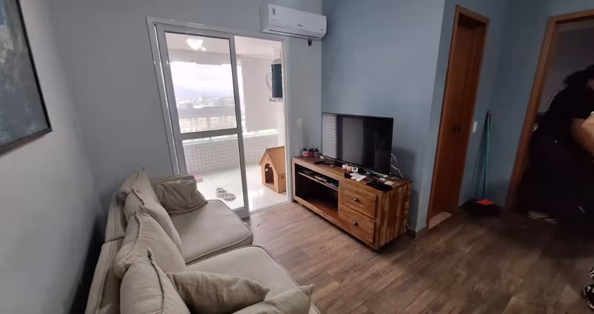 Apartamento 1 dormitório com suíte na aviação  250 metros da praia