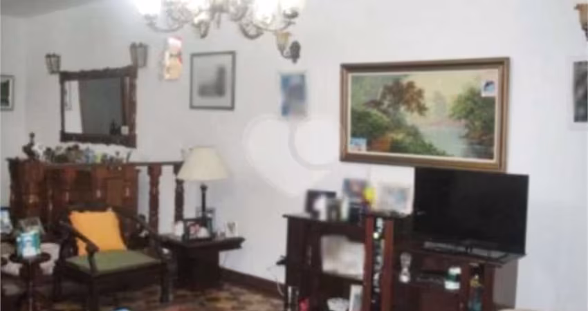 Casa com 2 quartos à venda na Rua Itapeti, 692, Vila Gomes Cardim, São Paulo