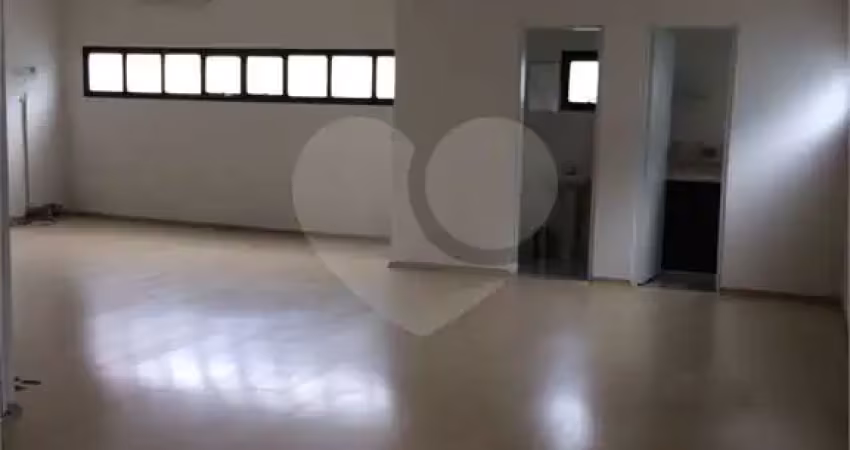 Prédio à venda na Rua Antônio das Chagas, 237, Chácara Santo Antônio, São Paulo