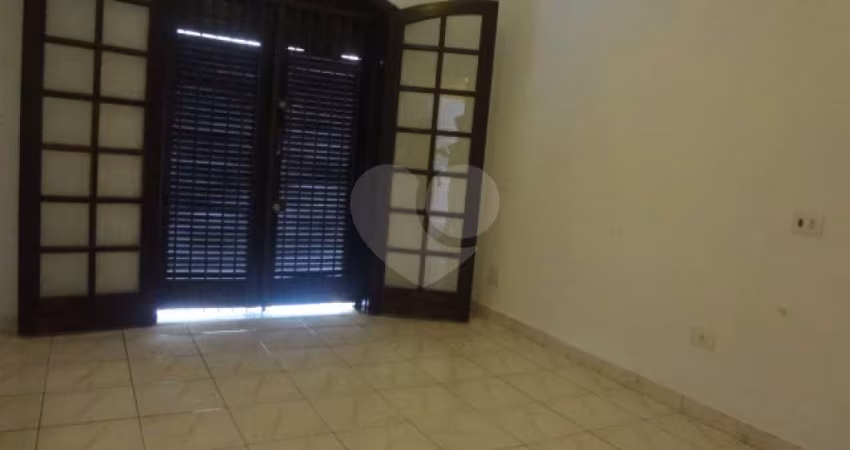 Casa com 1 quarto à venda na Rua Maria Curupaiti, 181, Vila Ester (Zona Norte), São Paulo