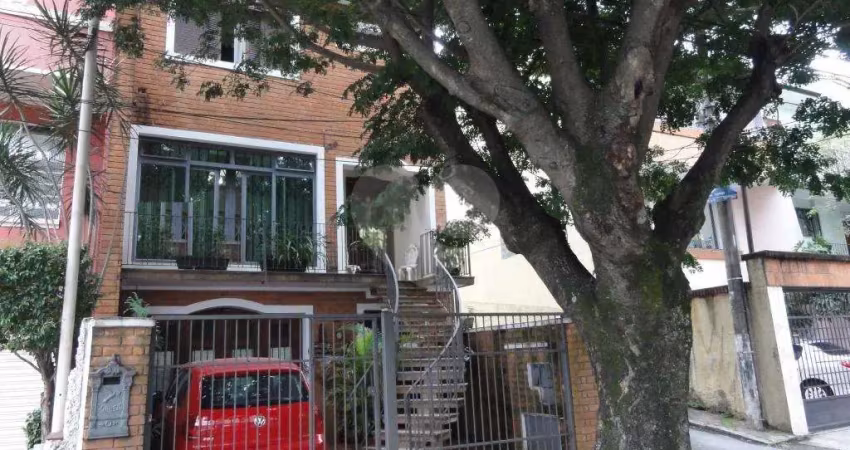 Casa com 3 quartos à venda na Rua Aureliano Leal, 120, Água Fria, São Paulo