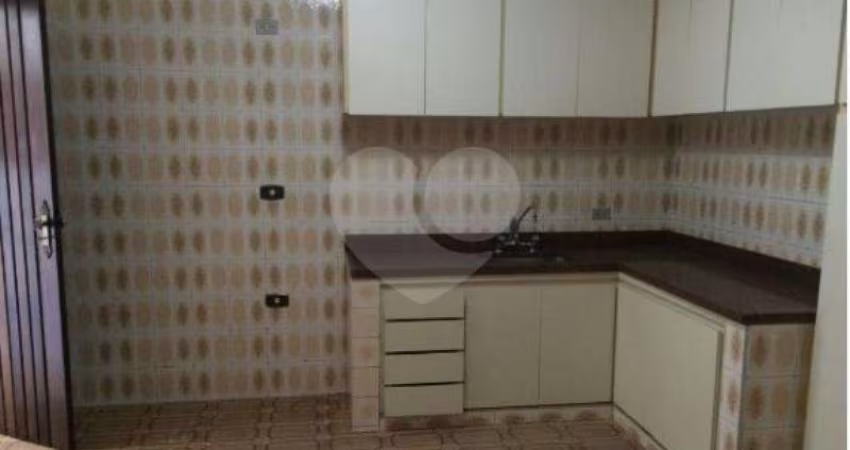Casa com 3 quartos à venda na Rua Vito Osvaldo Saponara, 82, Vila Hebe, São Paulo