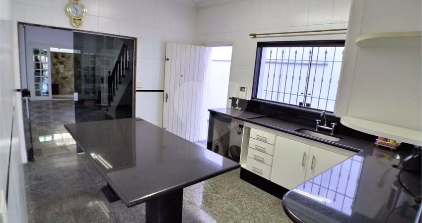 Casa com 3 quartos à venda na Rua dos Maracujás, 200, Vila Mazzei, São Paulo