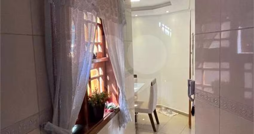 Casa com 3 quartos à venda na Rua Valter Eder, 21, Vila Irmãos Arnoni, São Paulo