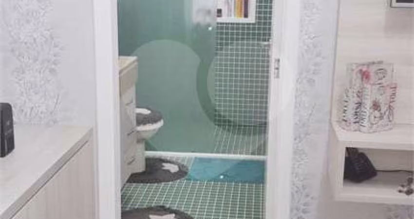 Casa com 3 quartos à venda na Rua Manoel Vieira da Cruz, 63, Horto Florestal, São Paulo
