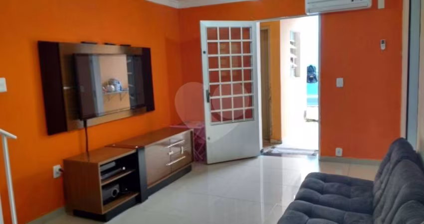 Casa com 3 quartos à venda na Rua Lycurgo Antônio de Souza, 192, Vila Cruz das Almas, São Paulo
