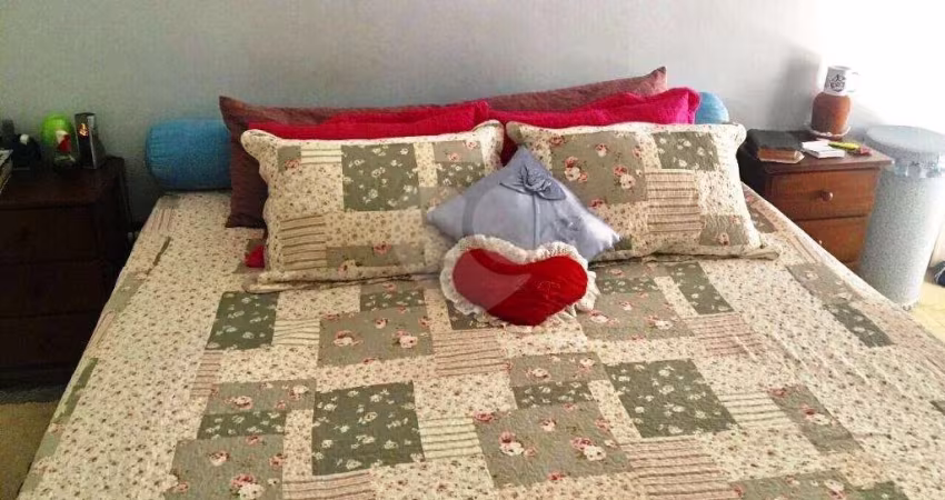 Casa com 3 quartos à venda na Rua Estanislau Severo, 56, Vila Cavaton, São Paulo
