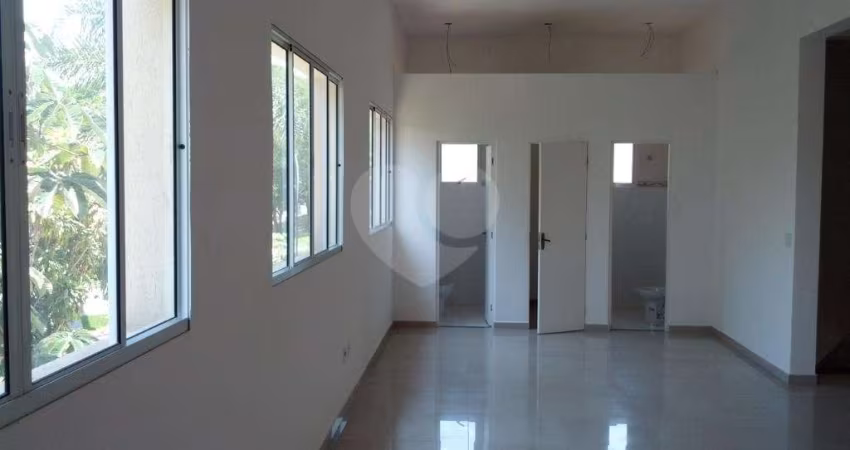 Prédio à venda na Avenida Doutor João Guimarães, 664, Jardim Taboão, São Paulo