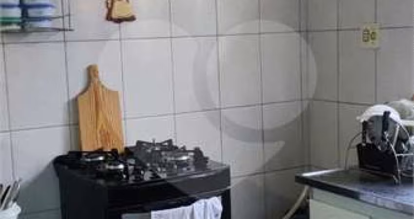 Casa com 2 quartos à venda na Rua Altinópolis, 432, Água Fria, São Paulo