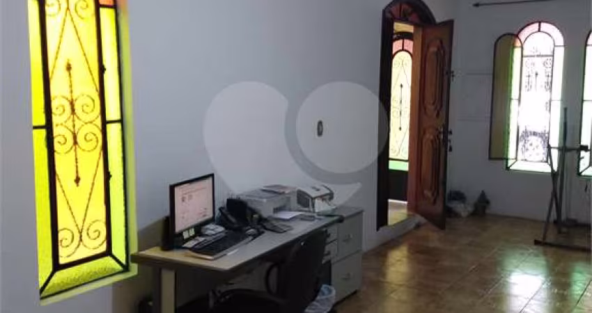 Casa com 3 quartos à venda na Rua Roberto Boyle, 204, Conjunto Residencial Vista Verde, São Paulo
