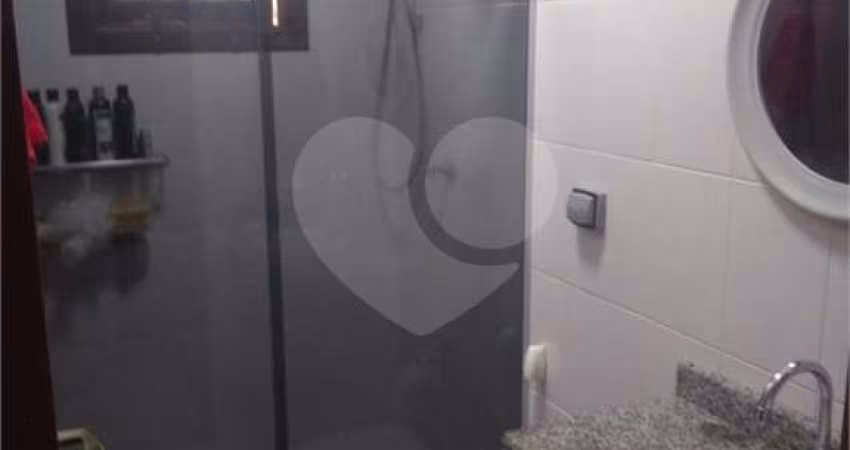Casa com 3 quartos à venda na Rua Doutor Valentim Bouças, 341, Vila Mazzei, São Paulo