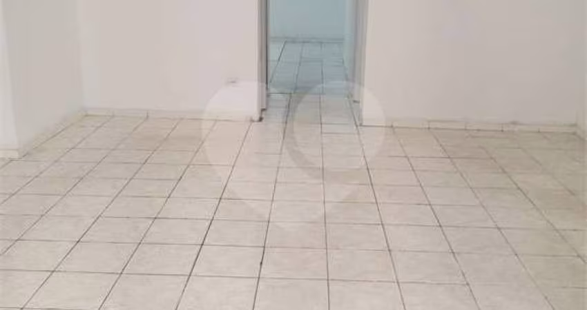 Casa com 3 quartos à venda na Rua Professor Antônio Gama de Cerqueira, 393, Vila Americana, São Paulo