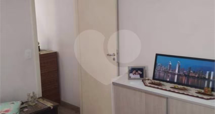 Casa com 2 quartos à venda na Rua da Grota, 299, Vila Gustavo, São Paulo