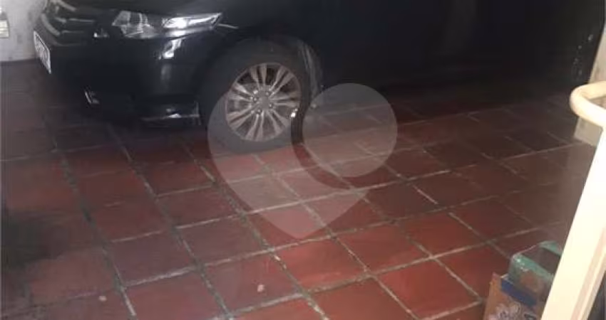 Casa com 3 quartos à venda na Rua Nabuco de Araújo, 44, Vila Mariza Mazzei, São Paulo