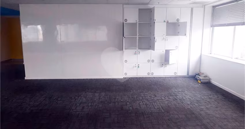 Sala comercial para alugar na Rua Vergueiro, 2016, Vila Mariana, São Paulo