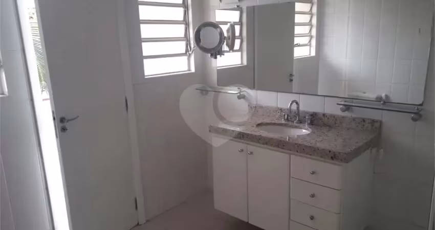 Casa com 4 quartos à venda na Rua Ubatuba, 78, Pacaembu, São Paulo