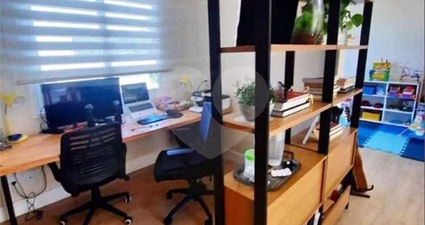 Casa em condomínio fechado com 3 quartos à venda na Alameda do Sossego, 82, Cidade Tamboré, Santana de Parnaíba